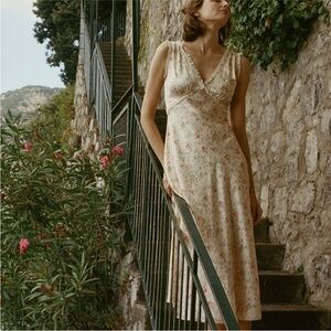 Doen Tahlia Dress in Flowering Meadow
